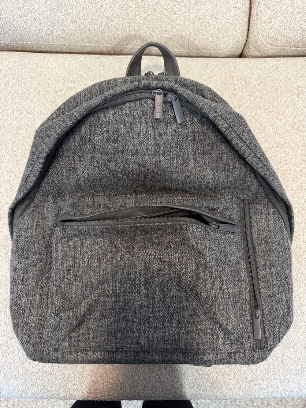 BÉIS Everyday Backpack in Woven Charcoal GUC